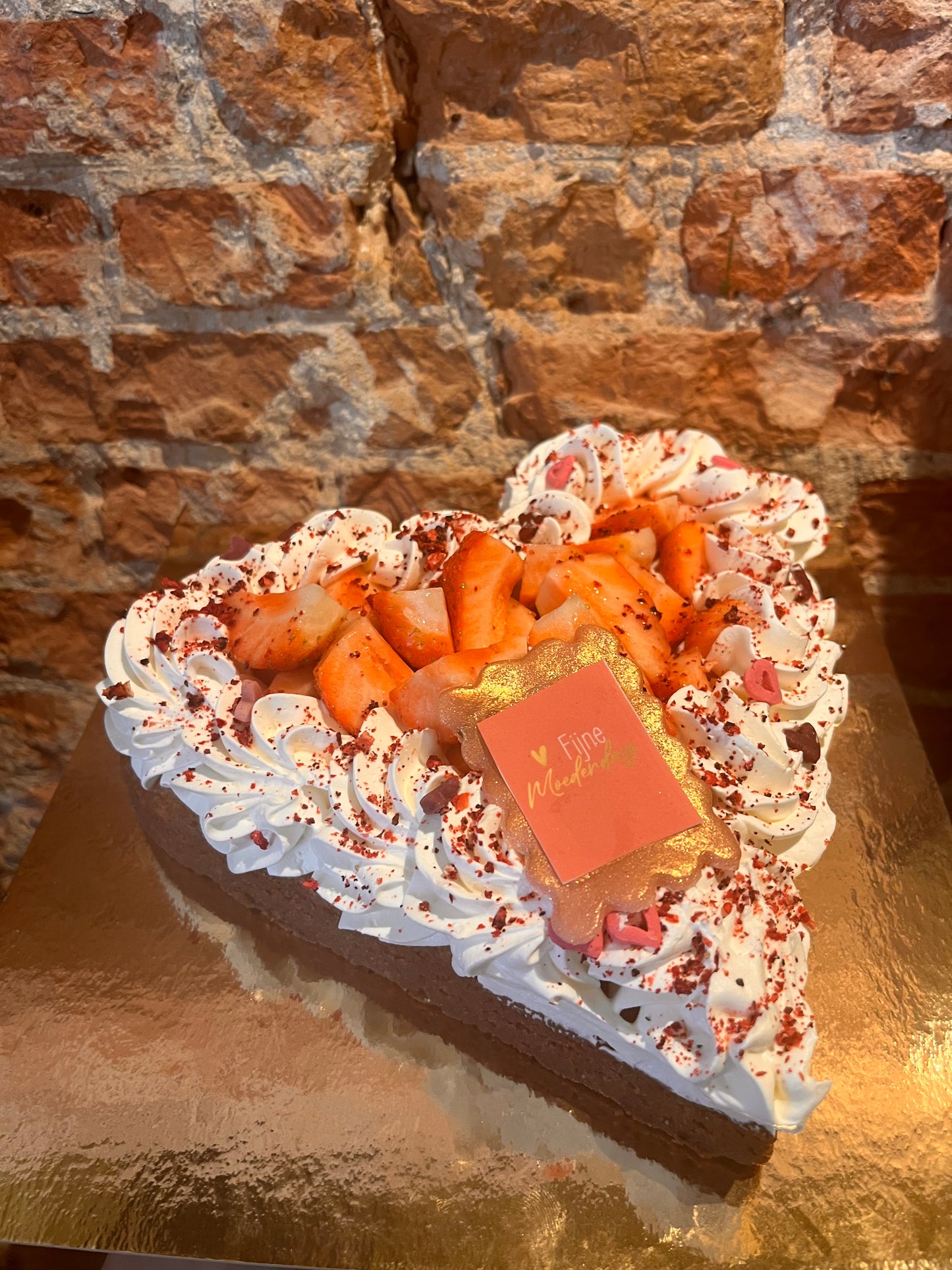 Moederdag aardbeien hart 6p.